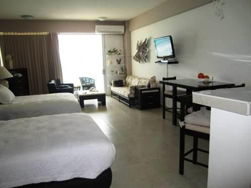 Beachfront Studio Carisa Y Palma Apartment Cancun Bilik gambar